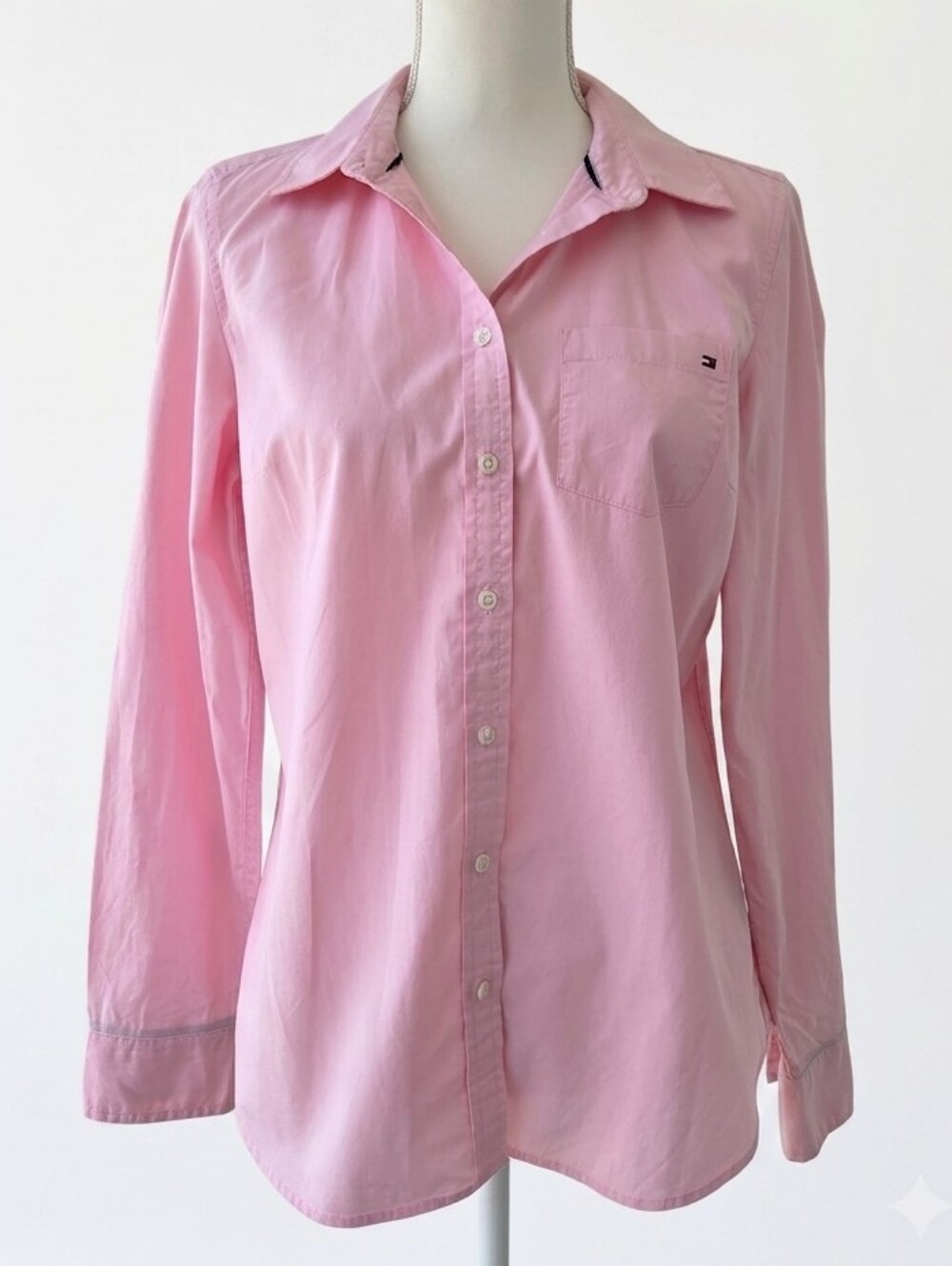 Tommy Hilfiger Women's Pink Long Sleeve Button Down Shirt Size Medium